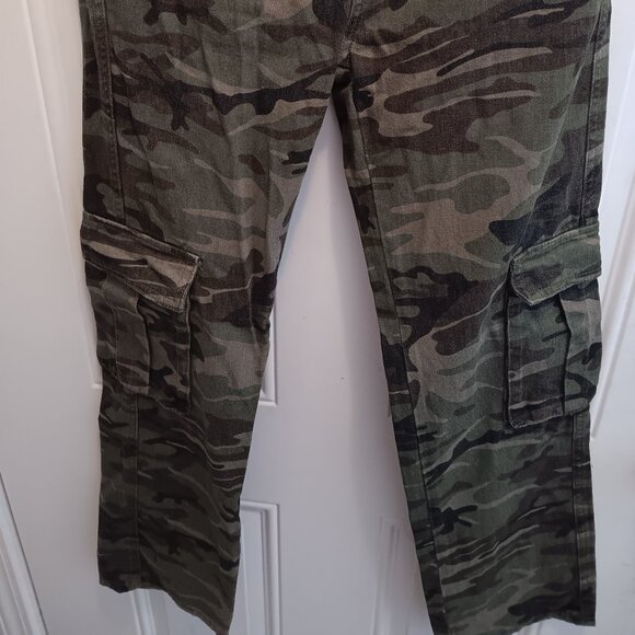 Shein EZwear Street Style Camouflage Multiple Pockets Casual - Picture 3 of 3